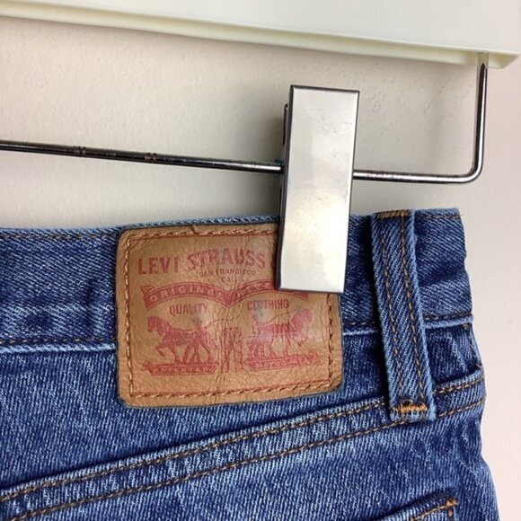 LEVI’S WEDGIE WHITE OAK CONE VINTAGE STYLE JEANS SHORTS - Picture 9 of 13